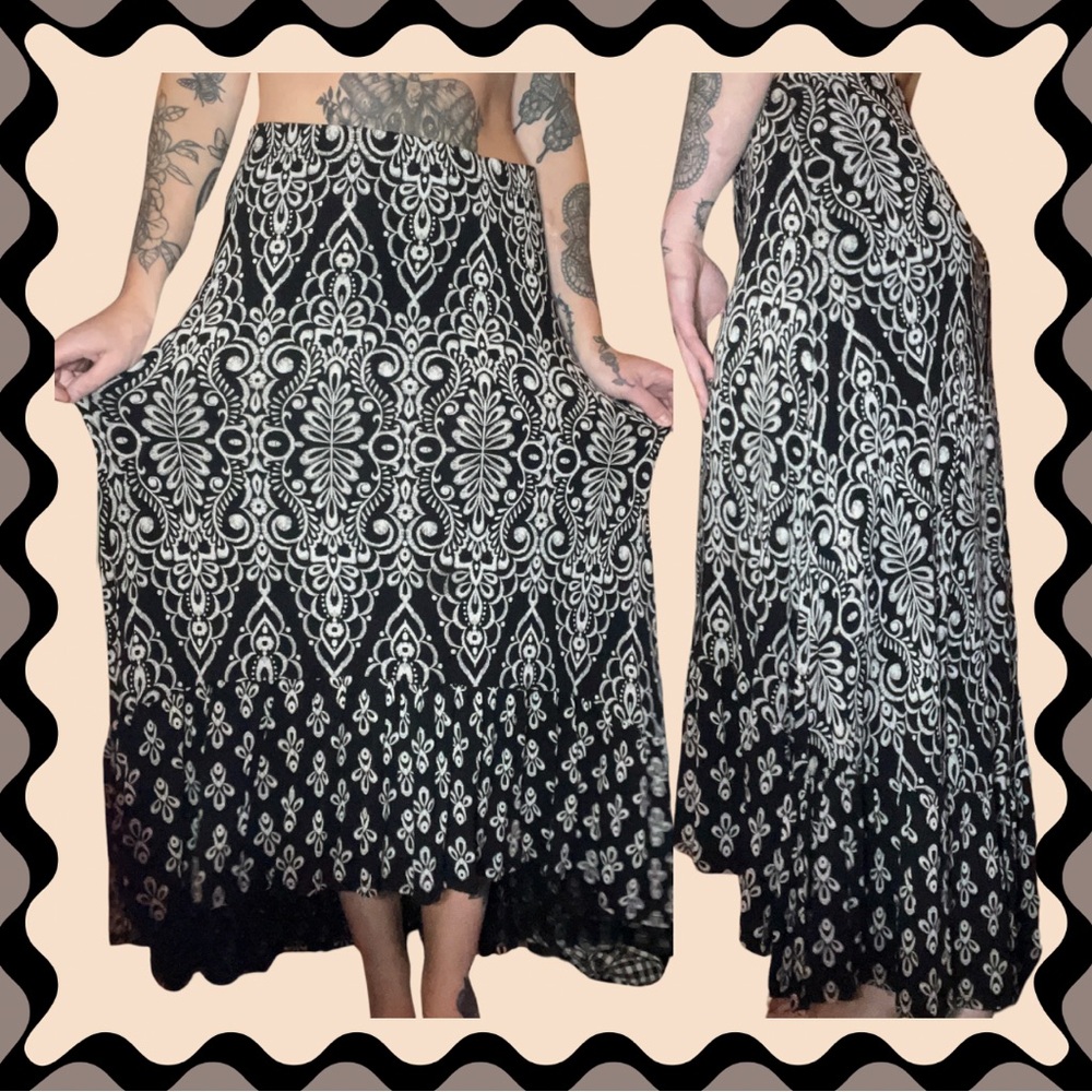Elle Black and White High Low A-line Maxi Skirt Size Medium Victorian Gothic Pri